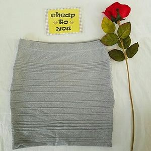 CHARLOTTE RUSSE SKIRT. SIZE MEDIUM